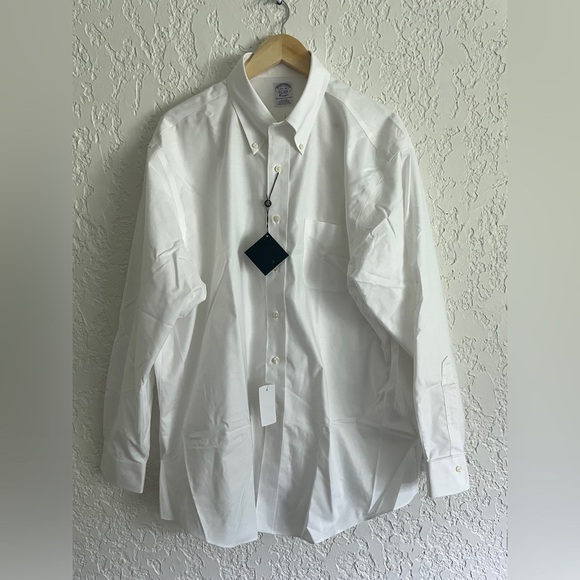 Brooks Brothers® Classic OCBD Oxford Button Down Dress Shirt - 17.5 / 35 XL - Picture 1 of 7